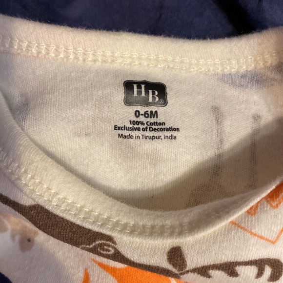 $3 IF BUNDLED Long sleeve pj’s with mitten-cuffed sleeves size 0-6 months - Picture 8 of 8